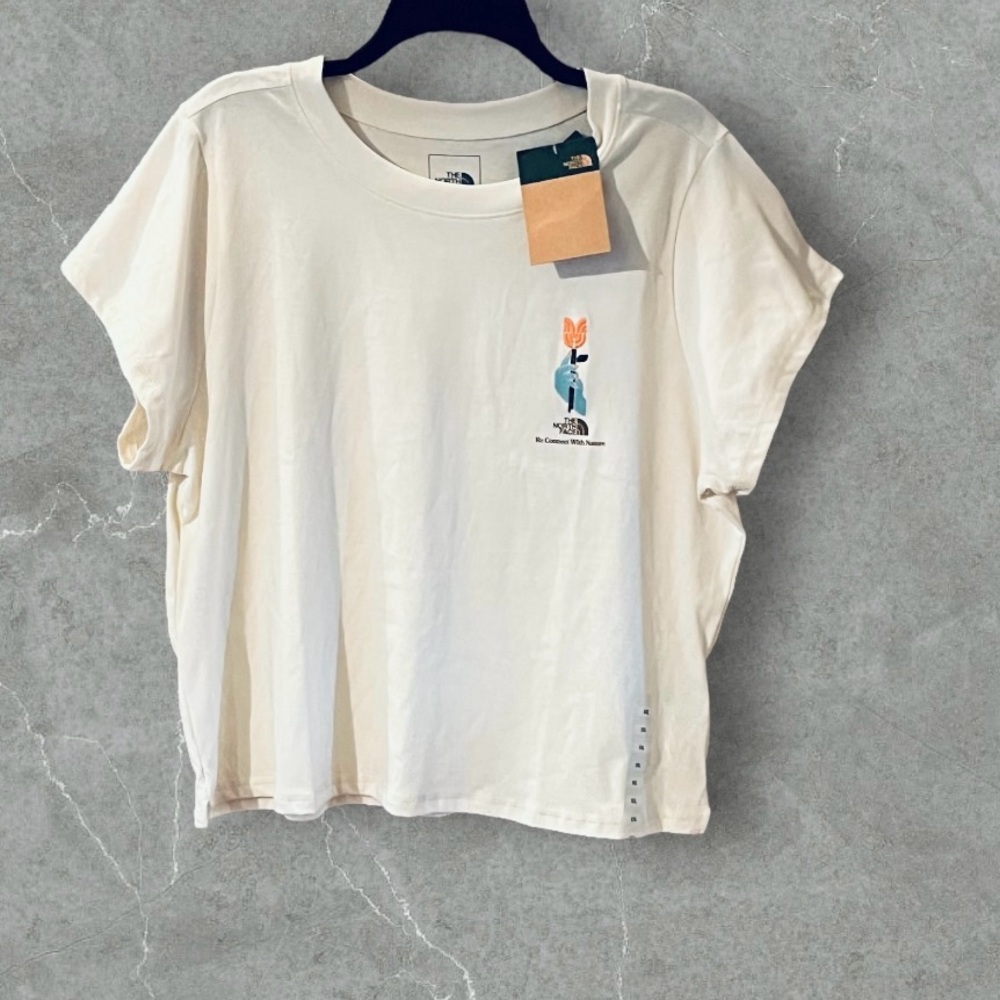 NWT The North Face Women’s Earth Day Slim Cutie Tee - Picture 5 of 13